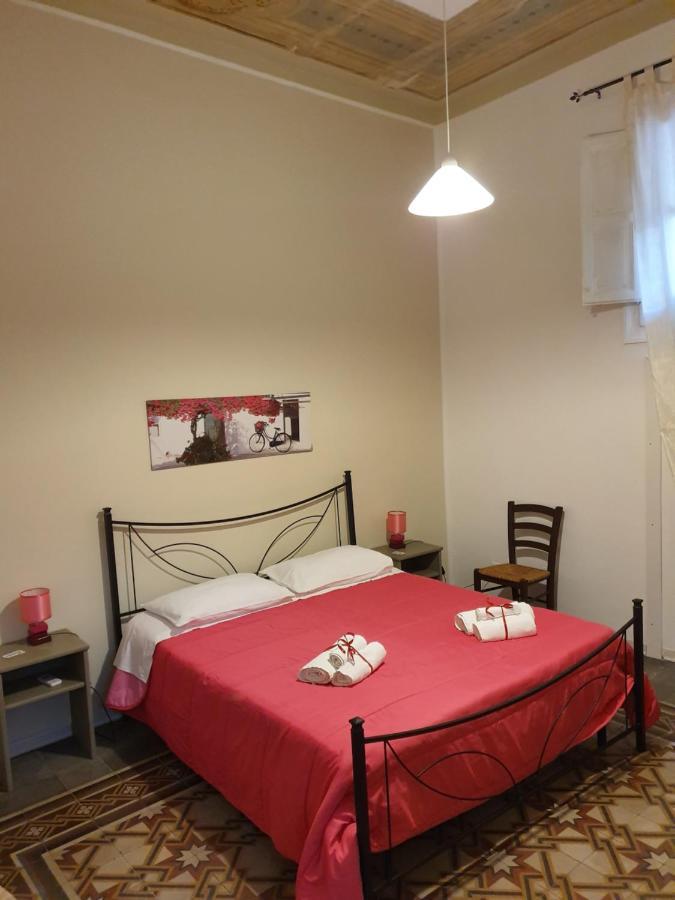 Rest And Go Bed and Breakfast Palermo Exteriör bild