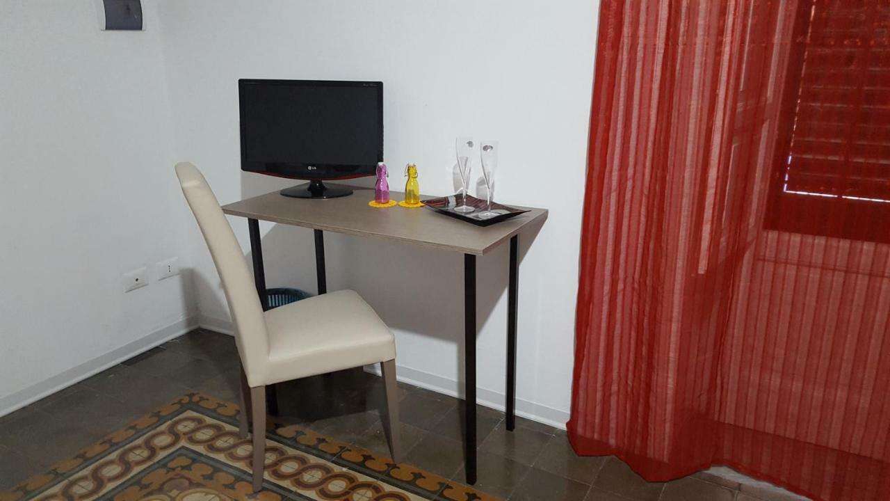 Rest And Go Bed and Breakfast Palermo Exteriör bild