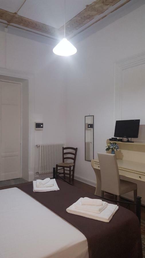 Rest And Go Bed and Breakfast Palermo Exteriör bild