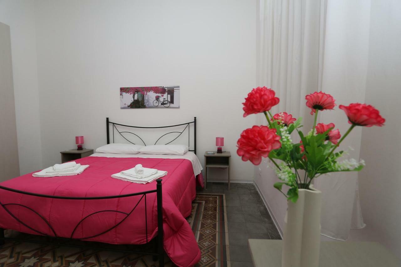 Rest And Go Bed and Breakfast Palermo Exteriör bild