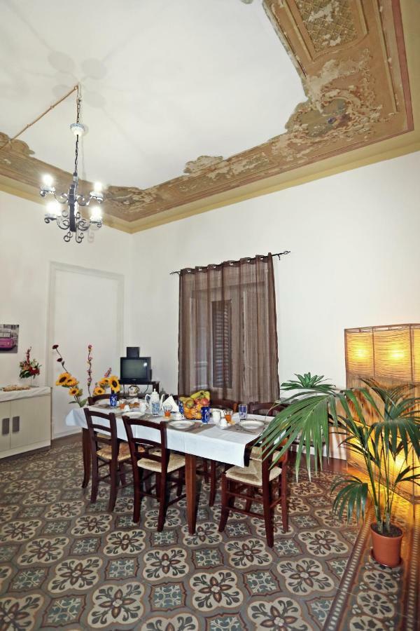 Rest And Go Bed and Breakfast Palermo Exteriör bild