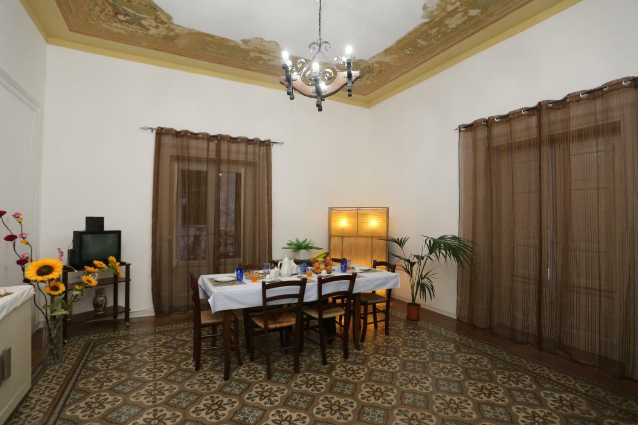 Rest And Go Bed and Breakfast Palermo Exteriör bild