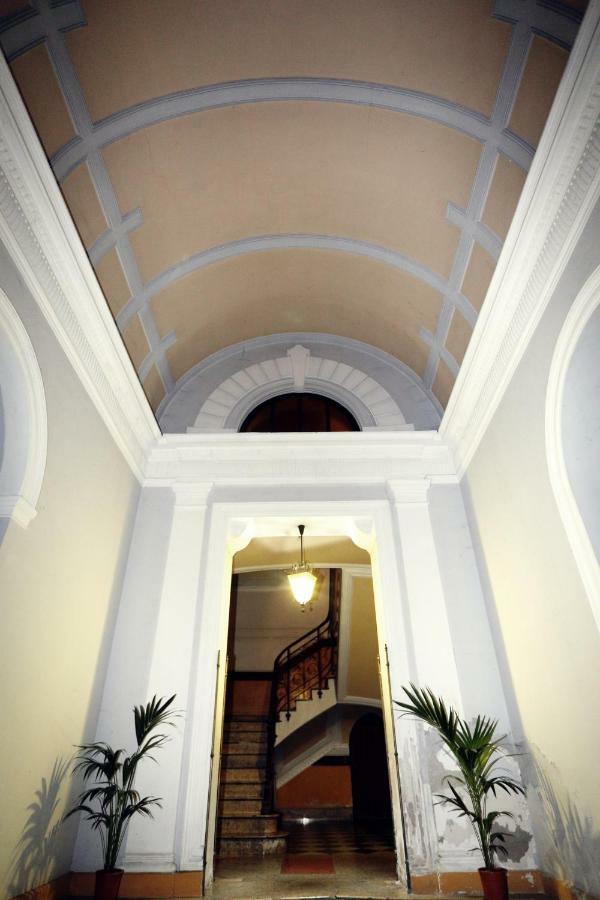 Rest And Go Bed and Breakfast Palermo Exteriör bild