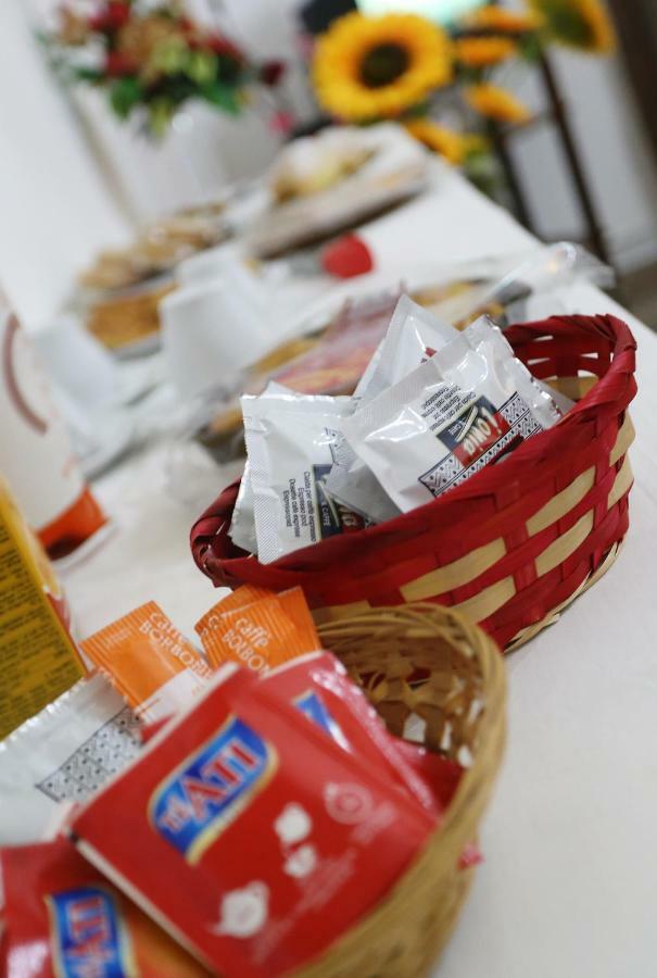 Rest And Go Bed and Breakfast Palermo Exteriör bild